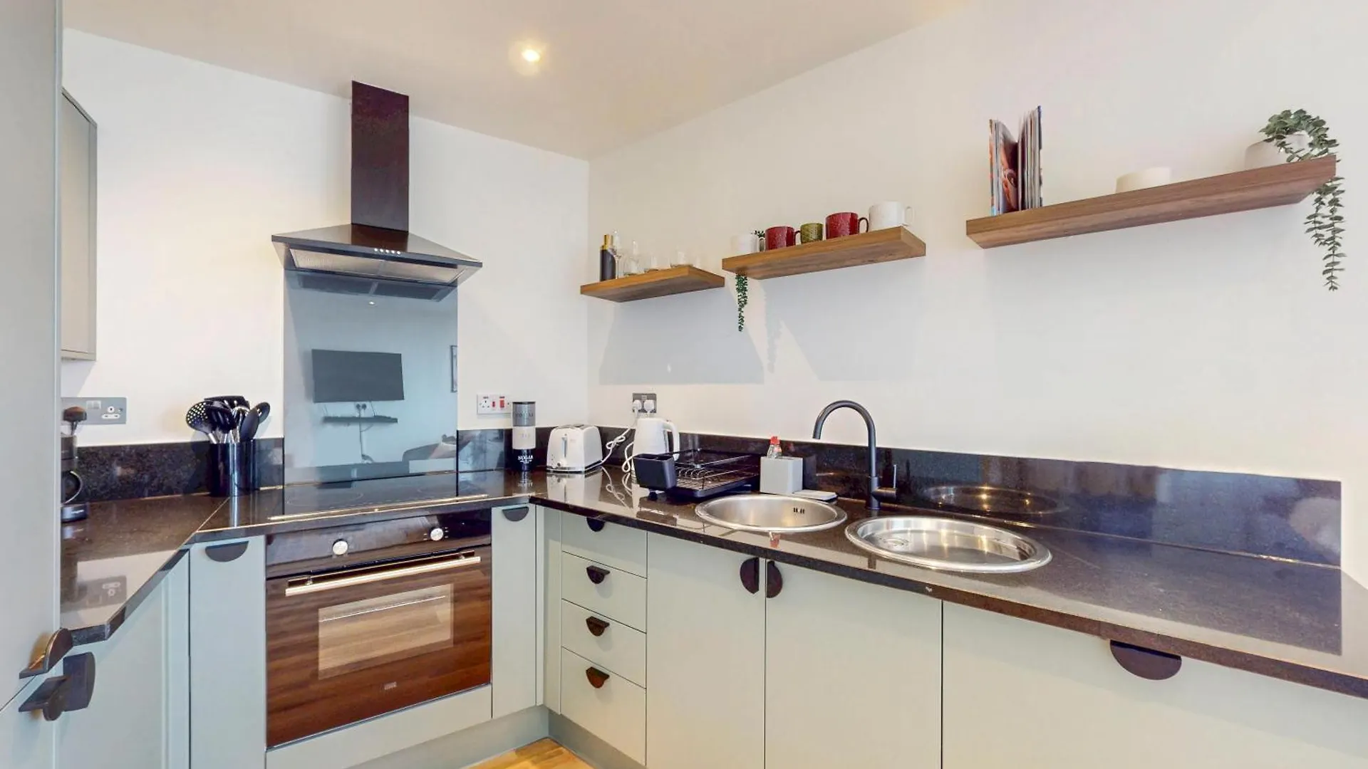 Boho Chic 2Bed Apt-Marina Views Near River Thames London 0*,  United Kingdom